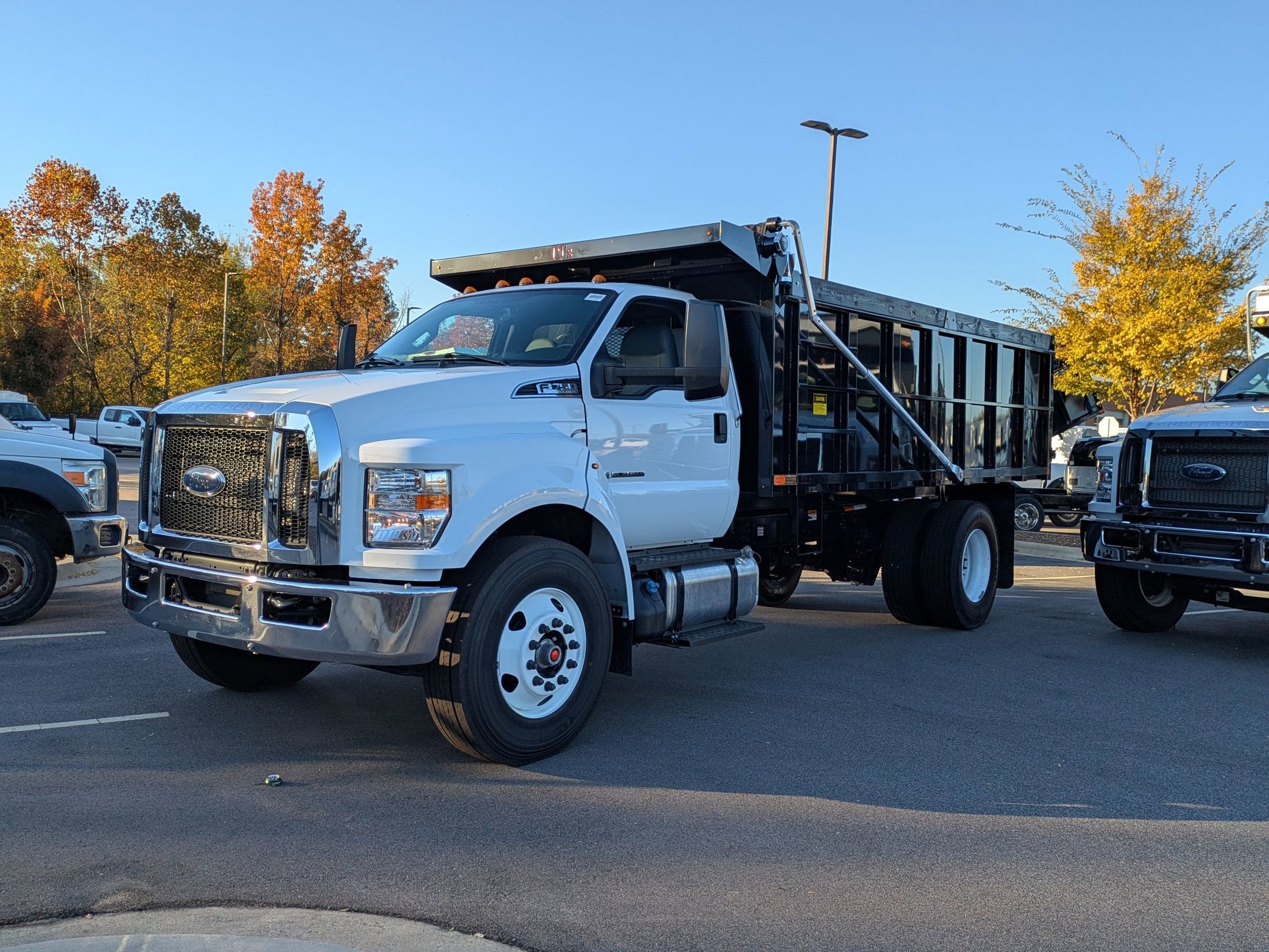 2026 Ford F-750SD Base