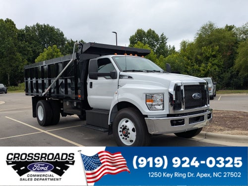 2027 Ford F-750SD Base