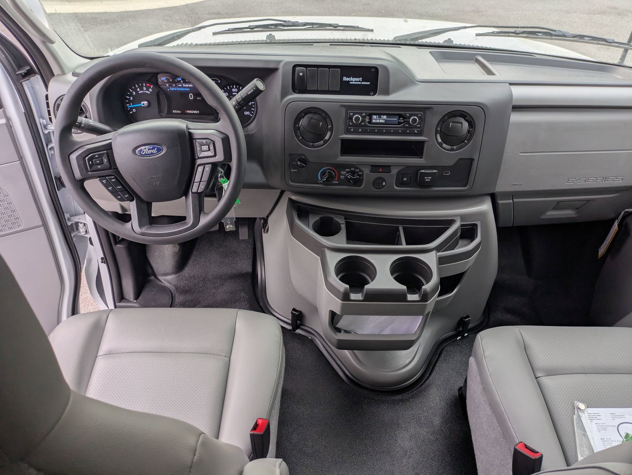 2027 Ford E-Series Cutaway Base