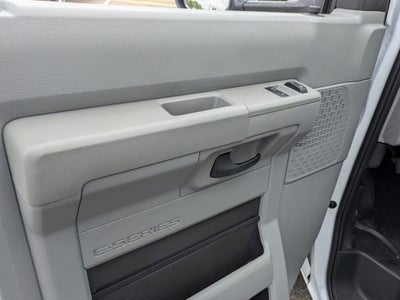 2027 Ford E-Series Cutaway Base