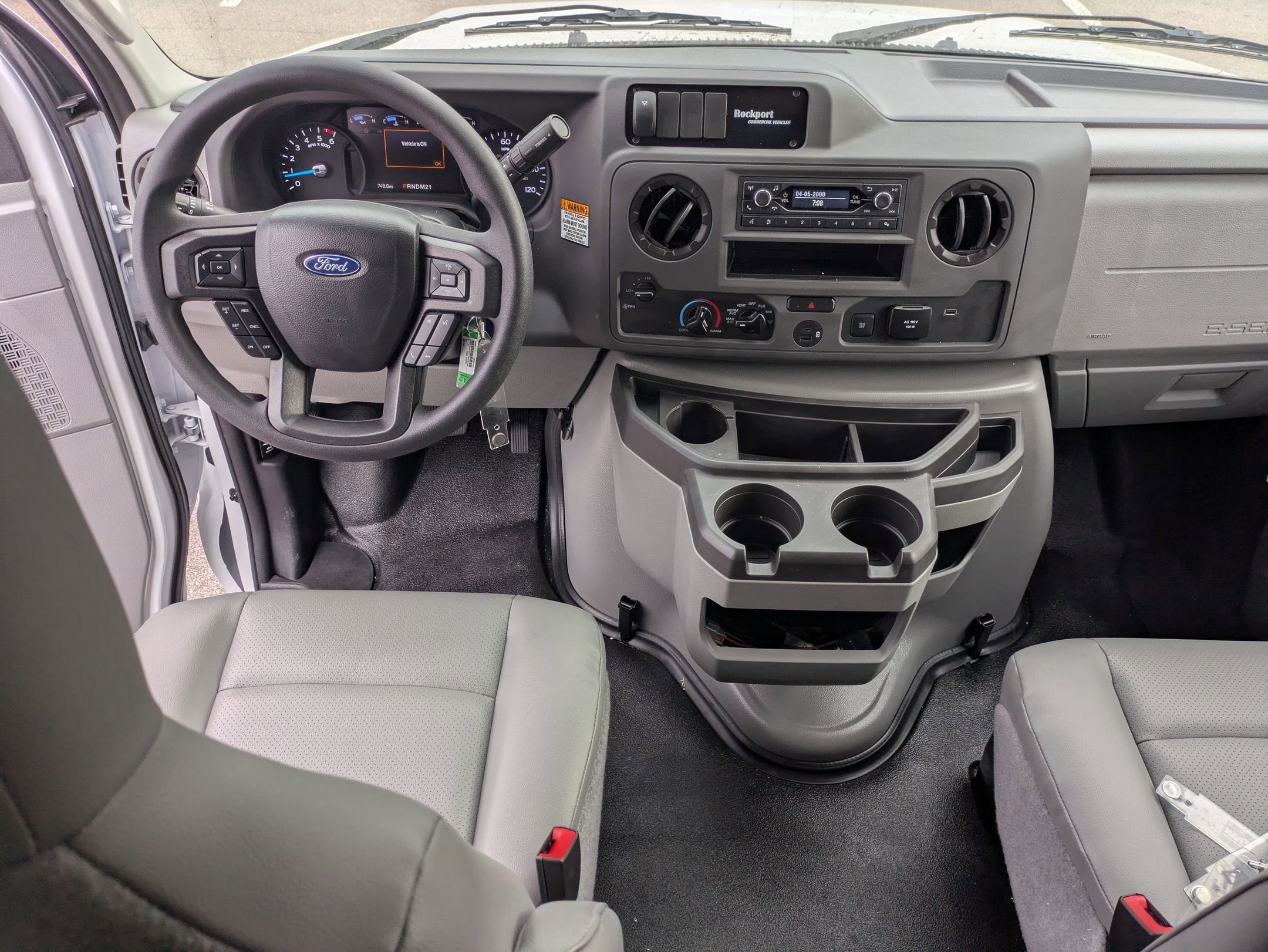 2027 Ford E-Series Cutaway Base