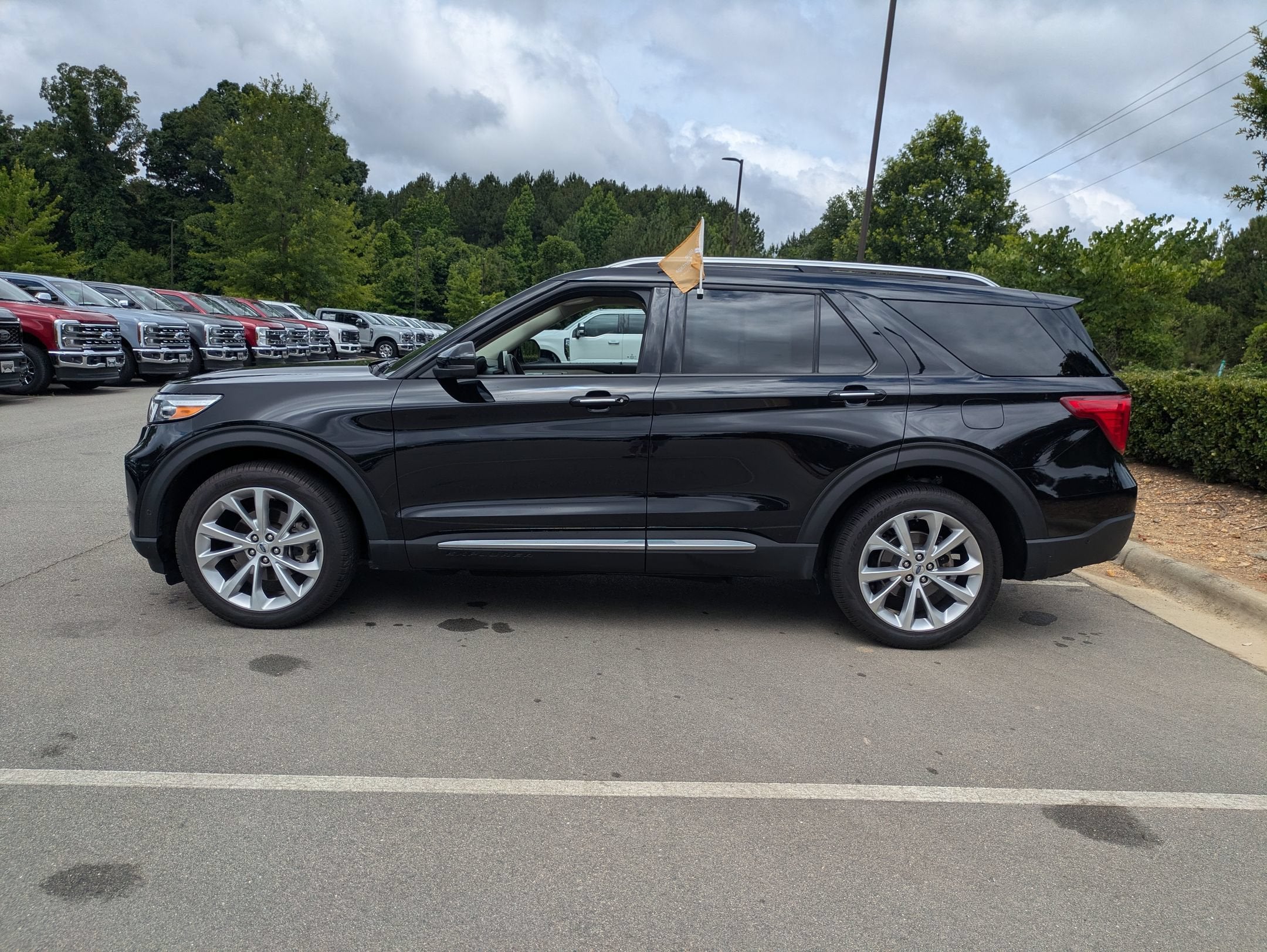 2022 Ford Explorer Platinum