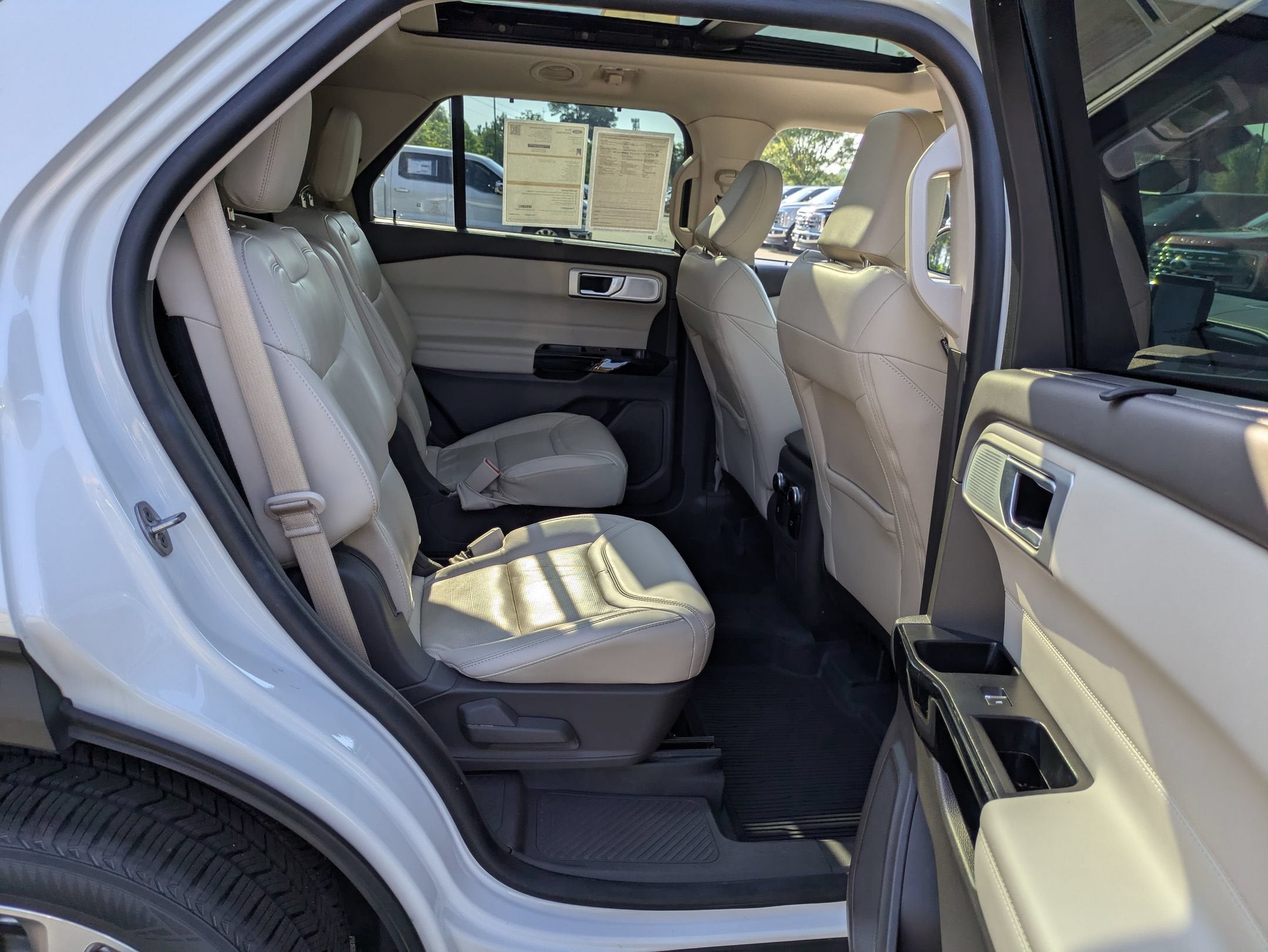 2023 Ford Explorer Platinum