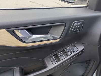2021 Ford Escape Titanium Hybrid