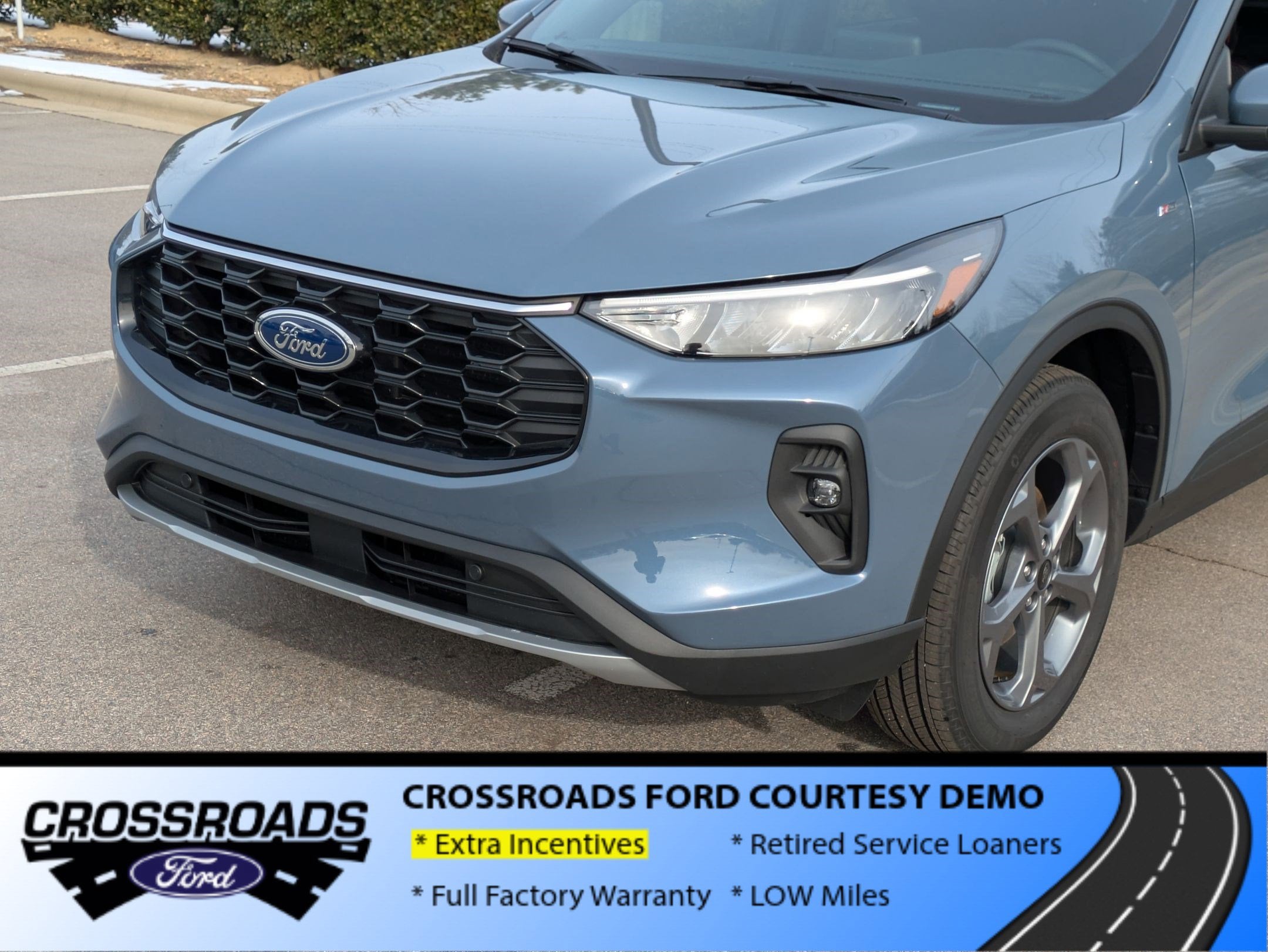 2025 Ford Escape ST-Line Select - Crossroads Courtesy Demo