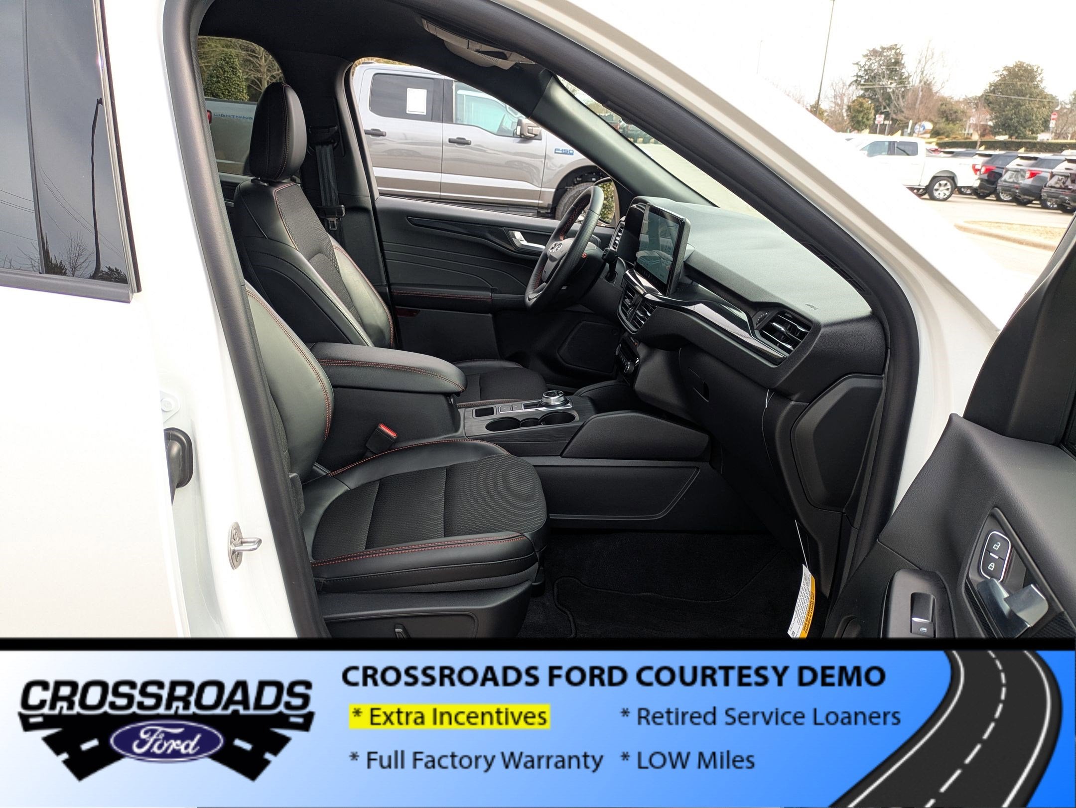 2025 Ford Escape ST-Line Elite - Crossroads Courtesy Demo