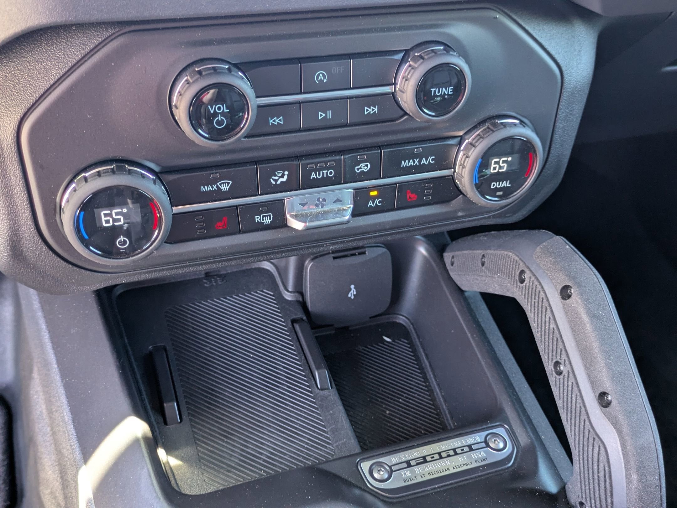 2026 Ford Bronco Big Bend - Crossroads Courtesy Demo