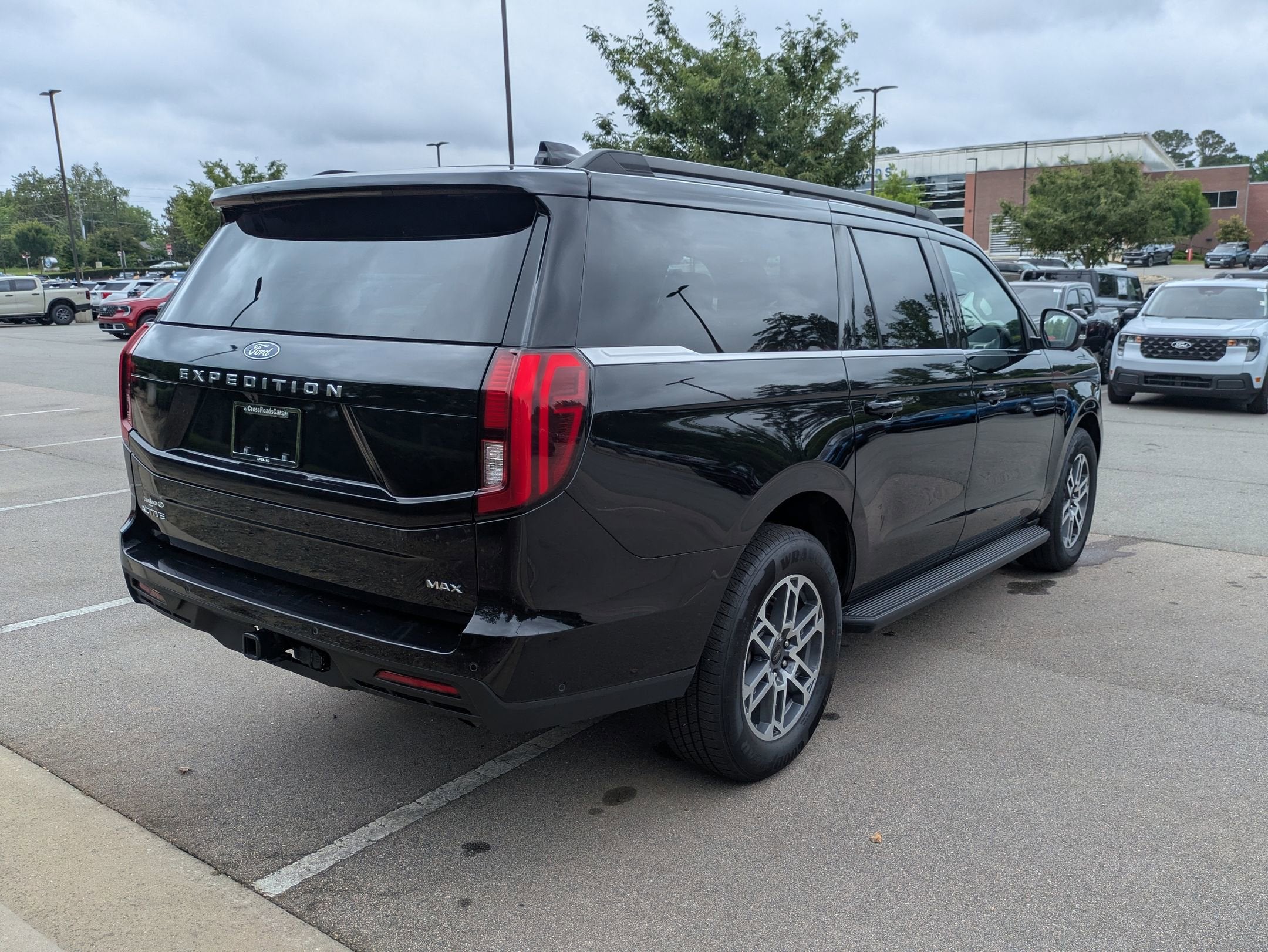 2025 Ford Expedition Max Active