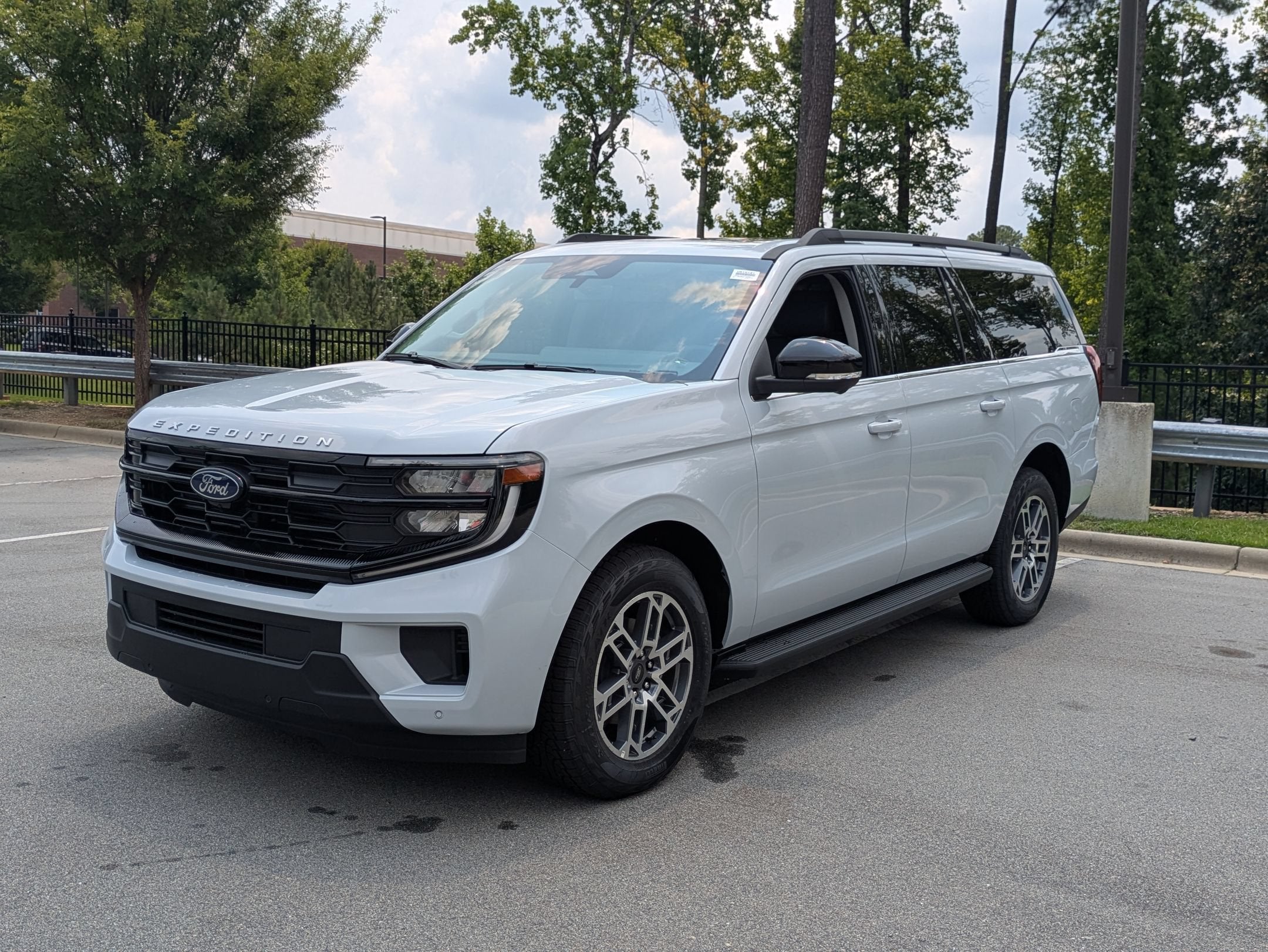 2026 Ford Expedition Max Active