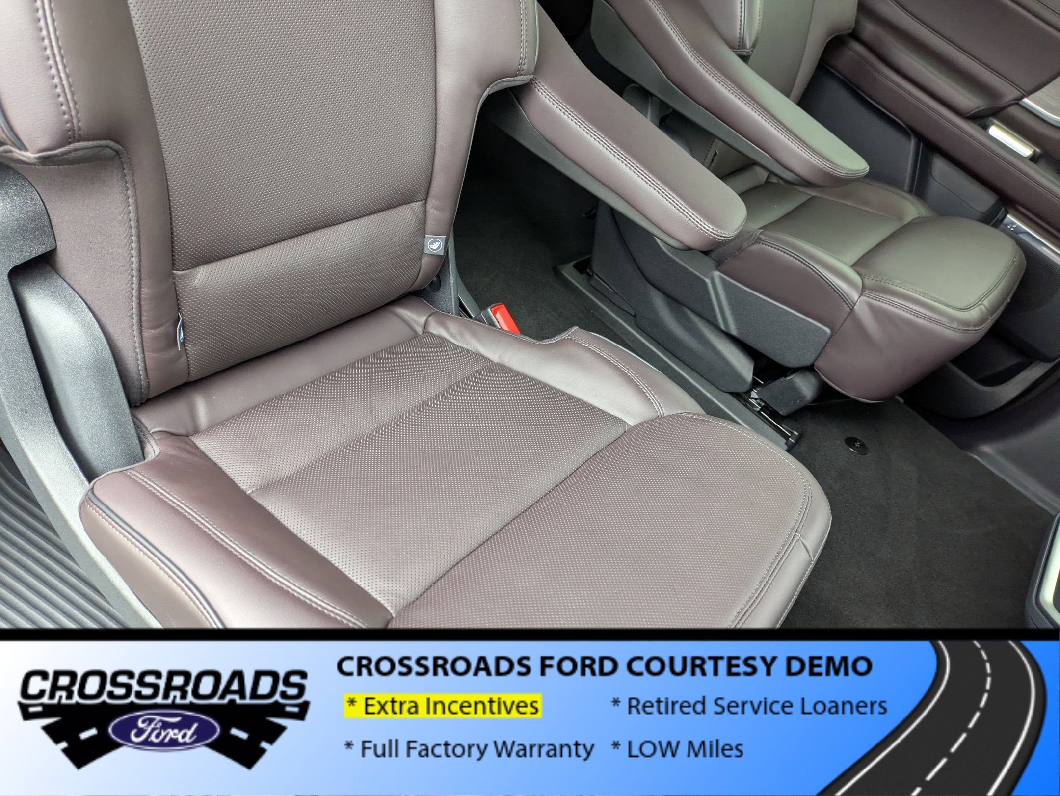 2025 Ford Expedition Max Platinum - Crossroads Courtesy Demo