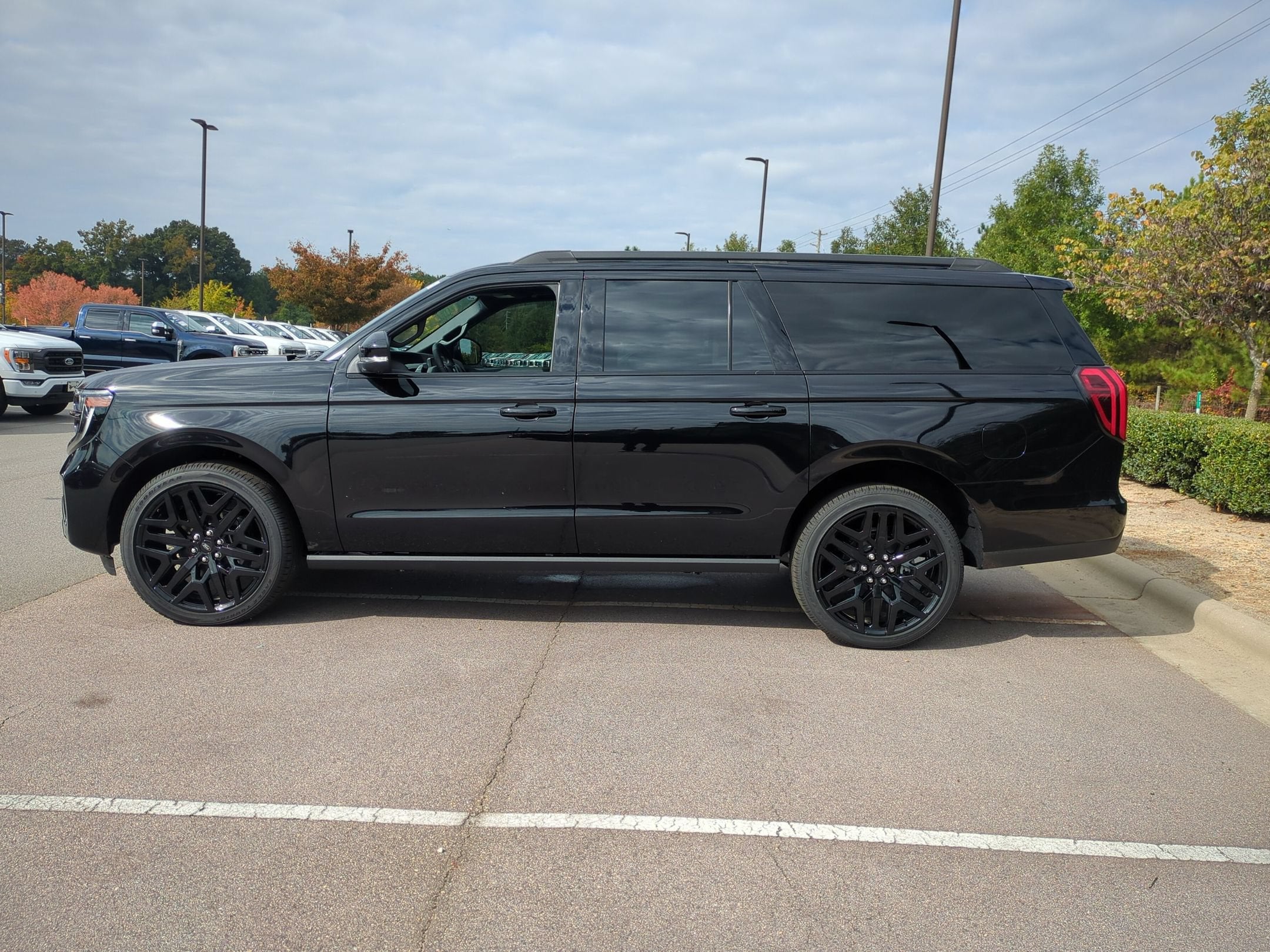 2027 Ford Expedition Max Platinum