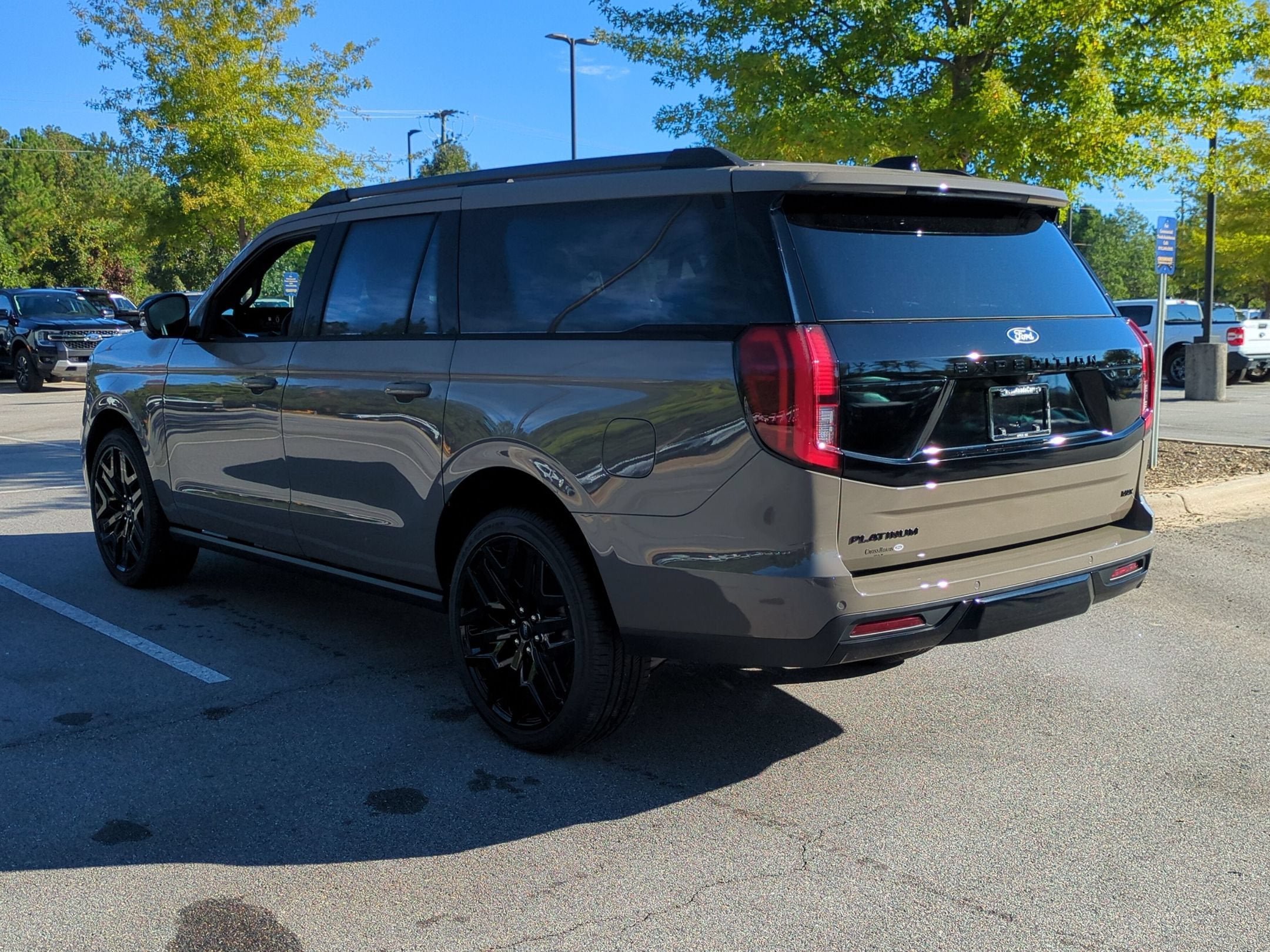 2027 Ford Expedition Max Platinum