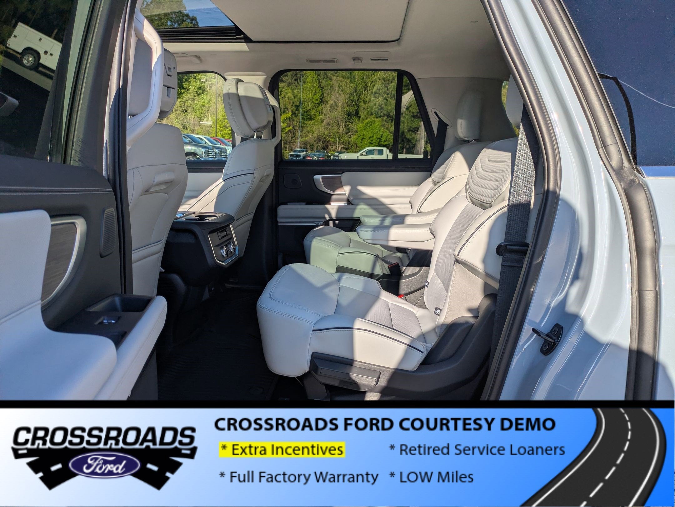 2026 Ford Expedition Max Platinum - Crossroads Courtesy Demo