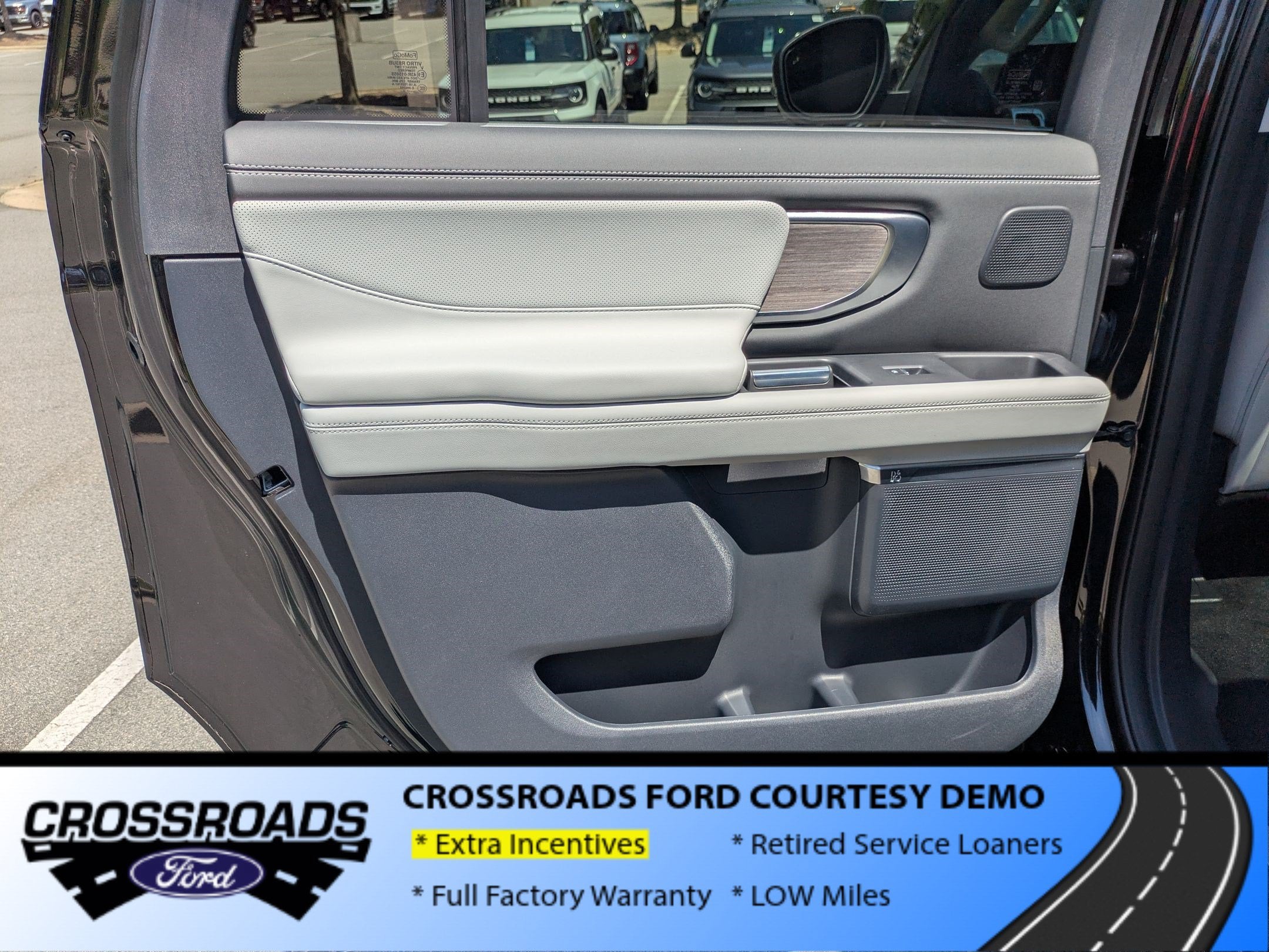 2026 Ford Expedition Max Platinum - Crossroads Manager Demo