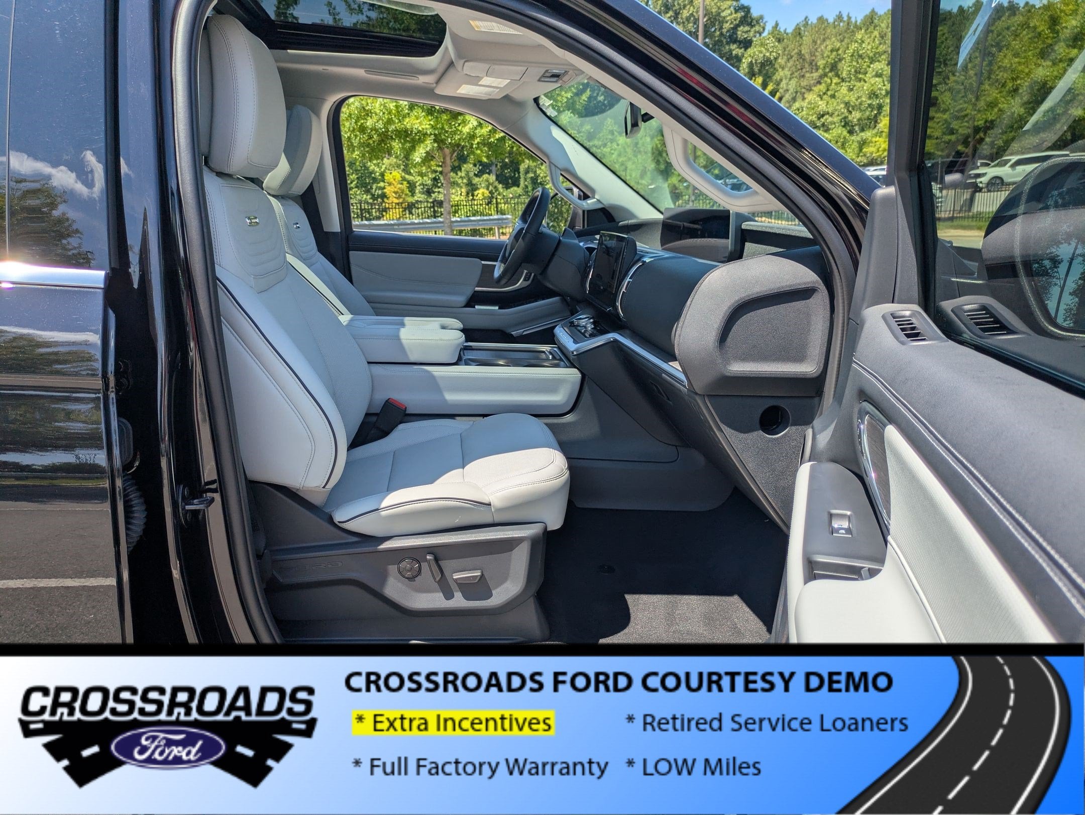 2026 Ford Expedition Max Platinum - Crossroads Manager Demo