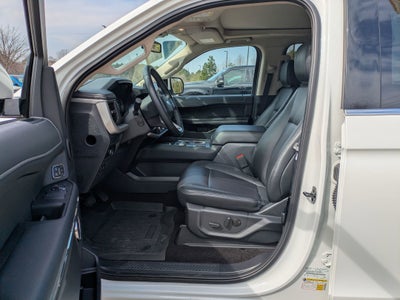 2023 Ford Expedition XLT