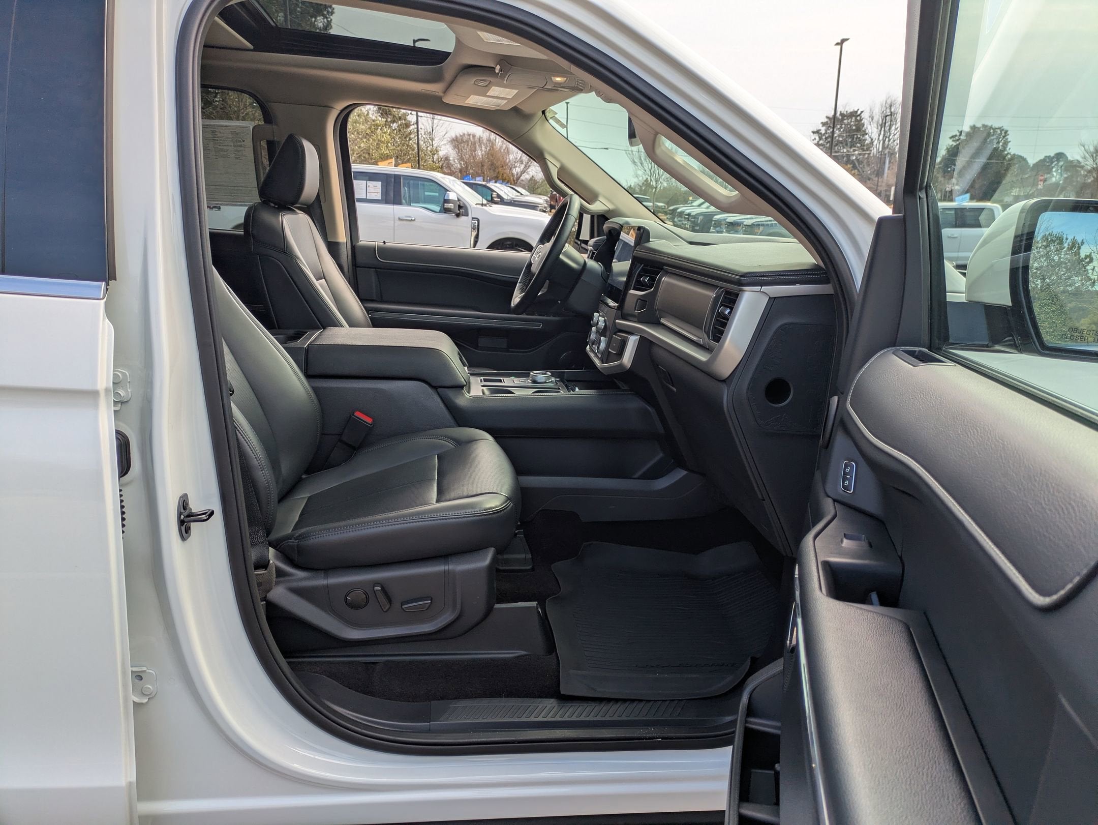 2023 Ford Expedition XLT