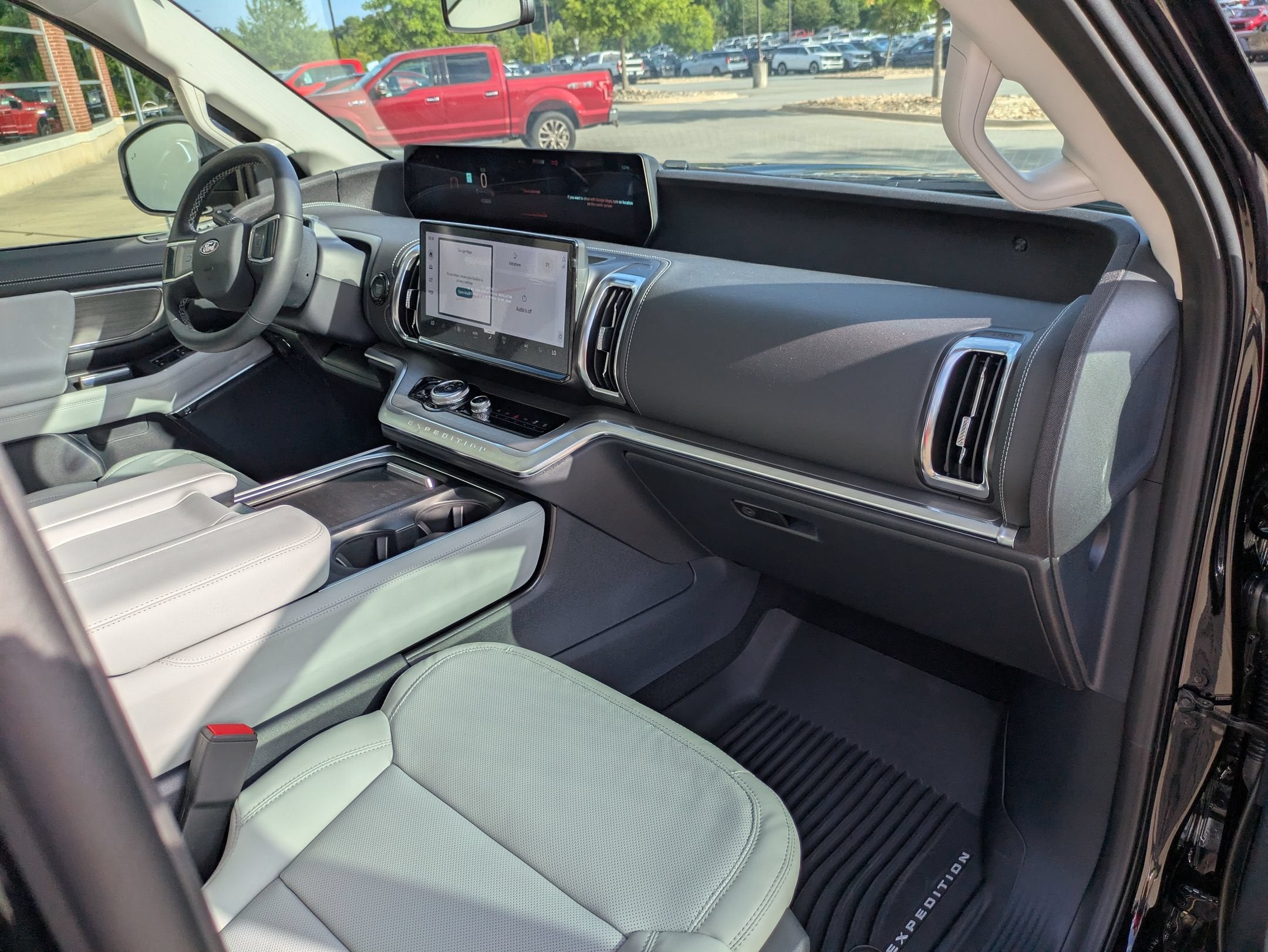 2027 Ford Expedition Platinum