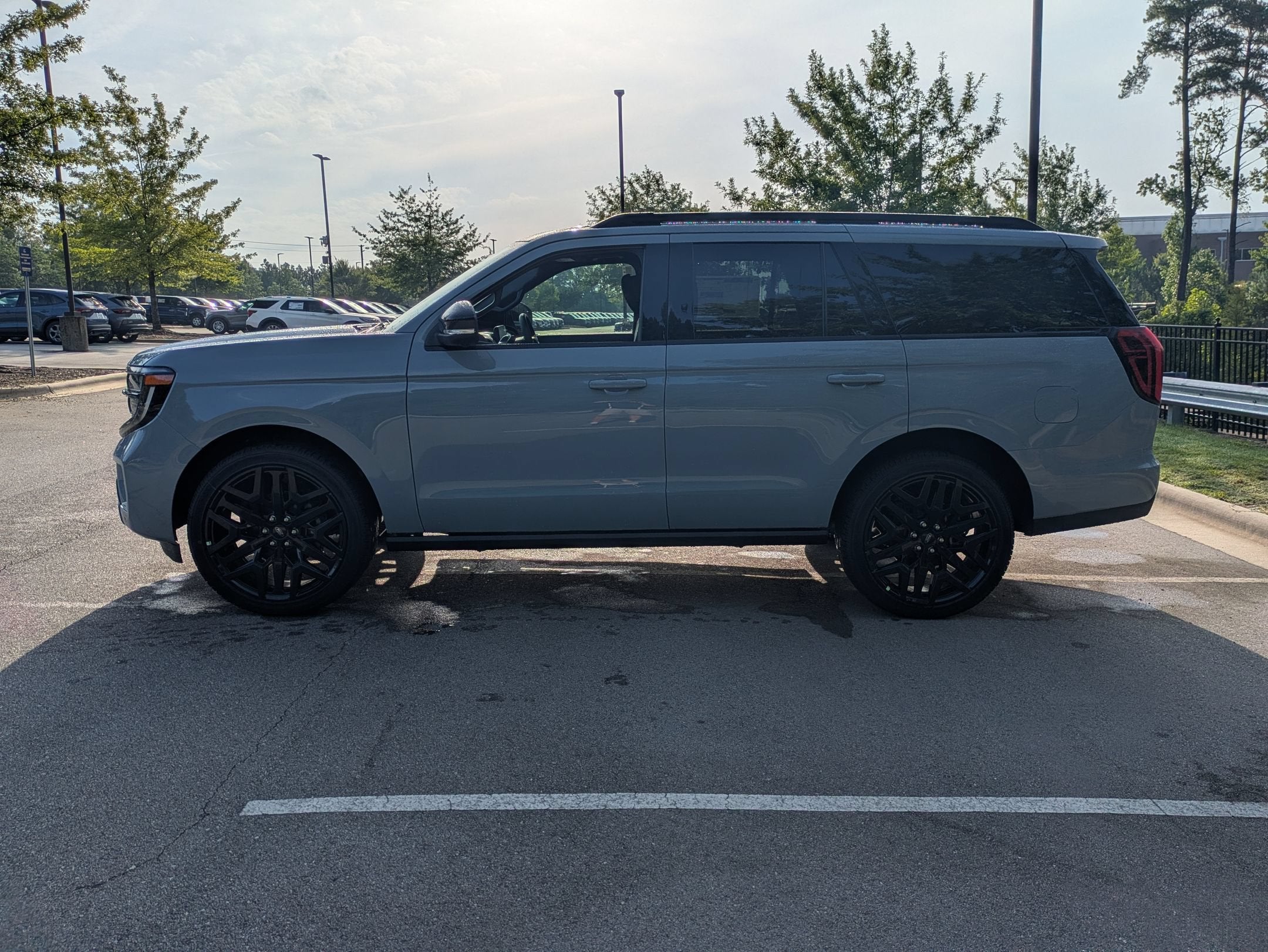 2027 Ford Expedition Platinum