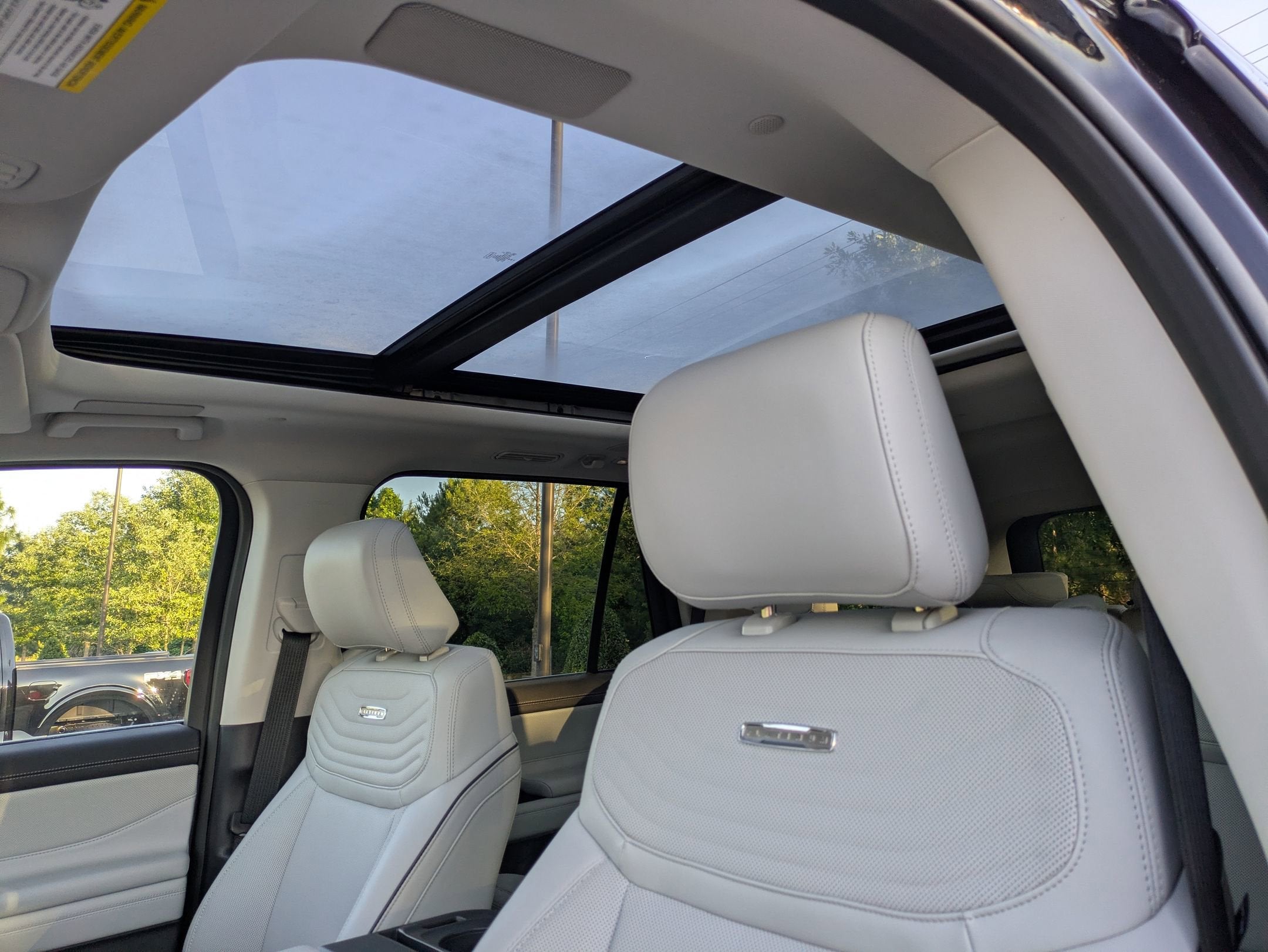 2025 Ford Expedition Platinum