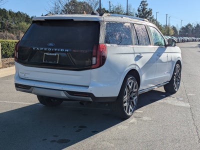 2025 Ford Expedition Platinum