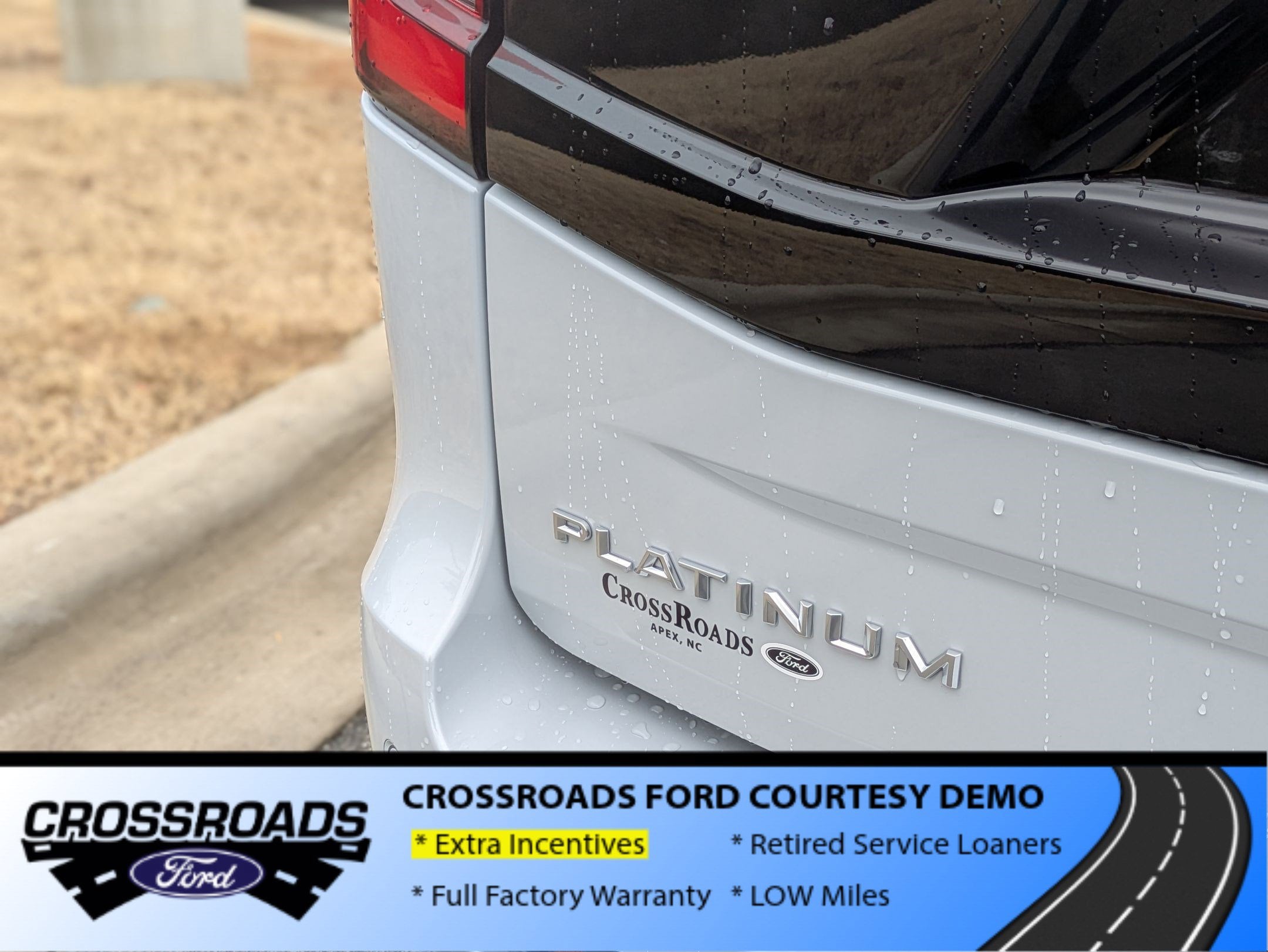 2025 Ford Expedition Platinum - Crossroads Courtesy Demo