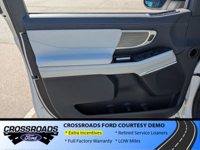 2025 Ford Expedition Platinum - Crossroads Courtesy Demo