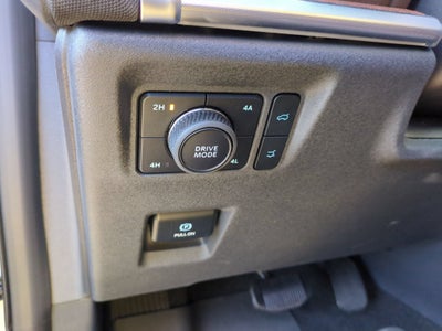 2027 Ford Expedition King Ranch - Crossroads Courtesy Demo