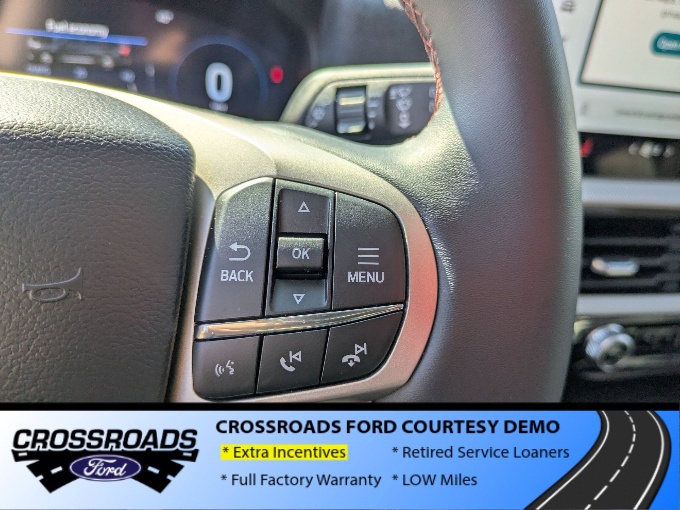 2026 Ford Explorer Active w/200A Pkg - Crossroads Courtesy Demo