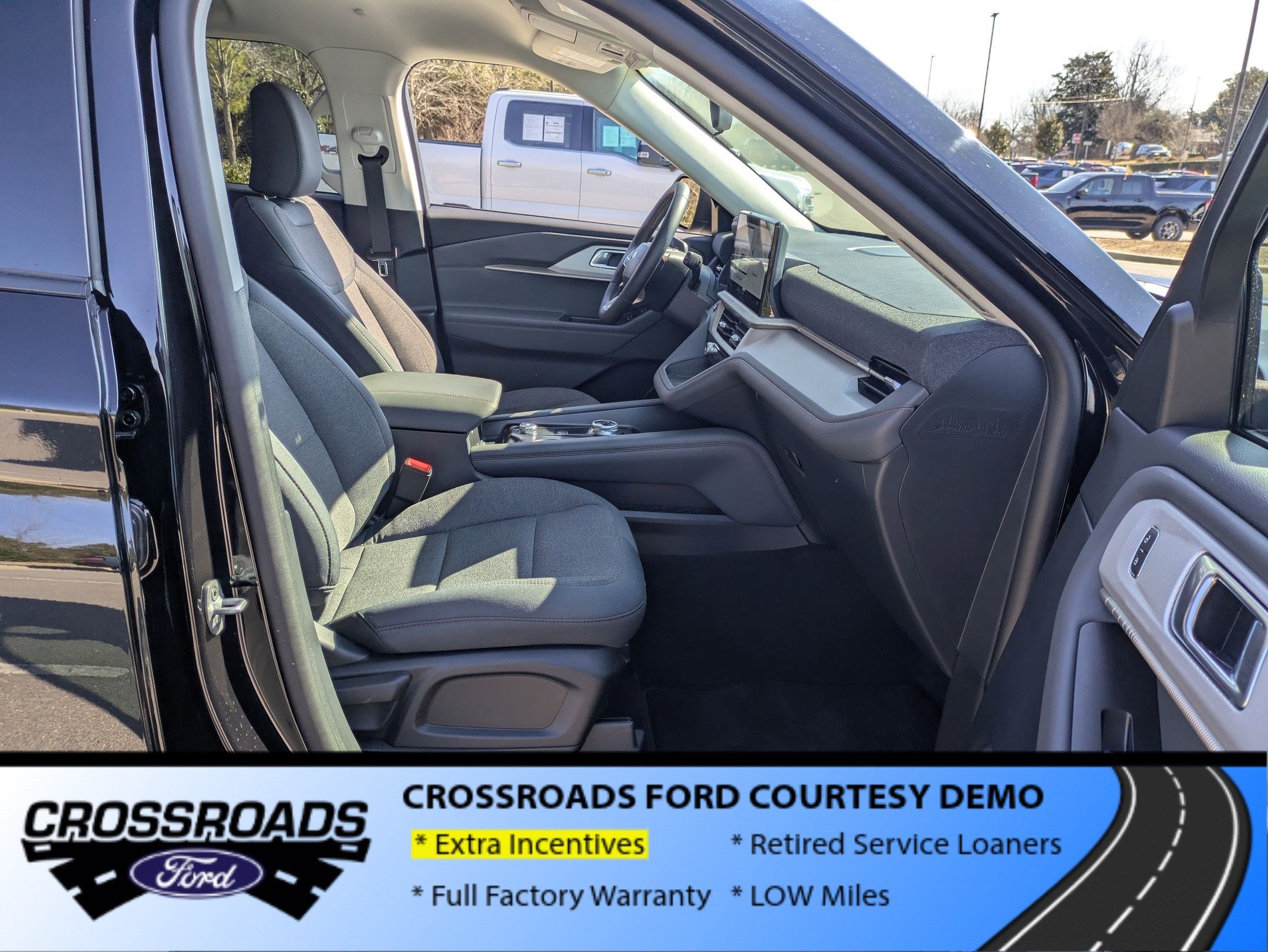 2026 Ford Explorer Active w/200A Pkg - Crossroads Courtesy Demo