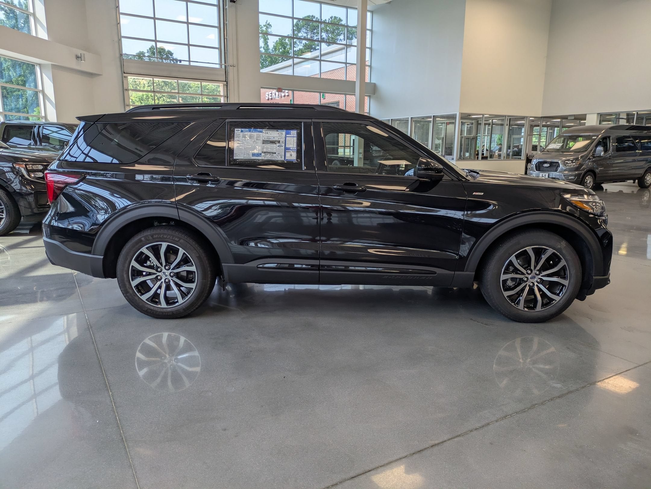 2026 Ford Explorer ST-Line - Crossroads Courtesy Demo