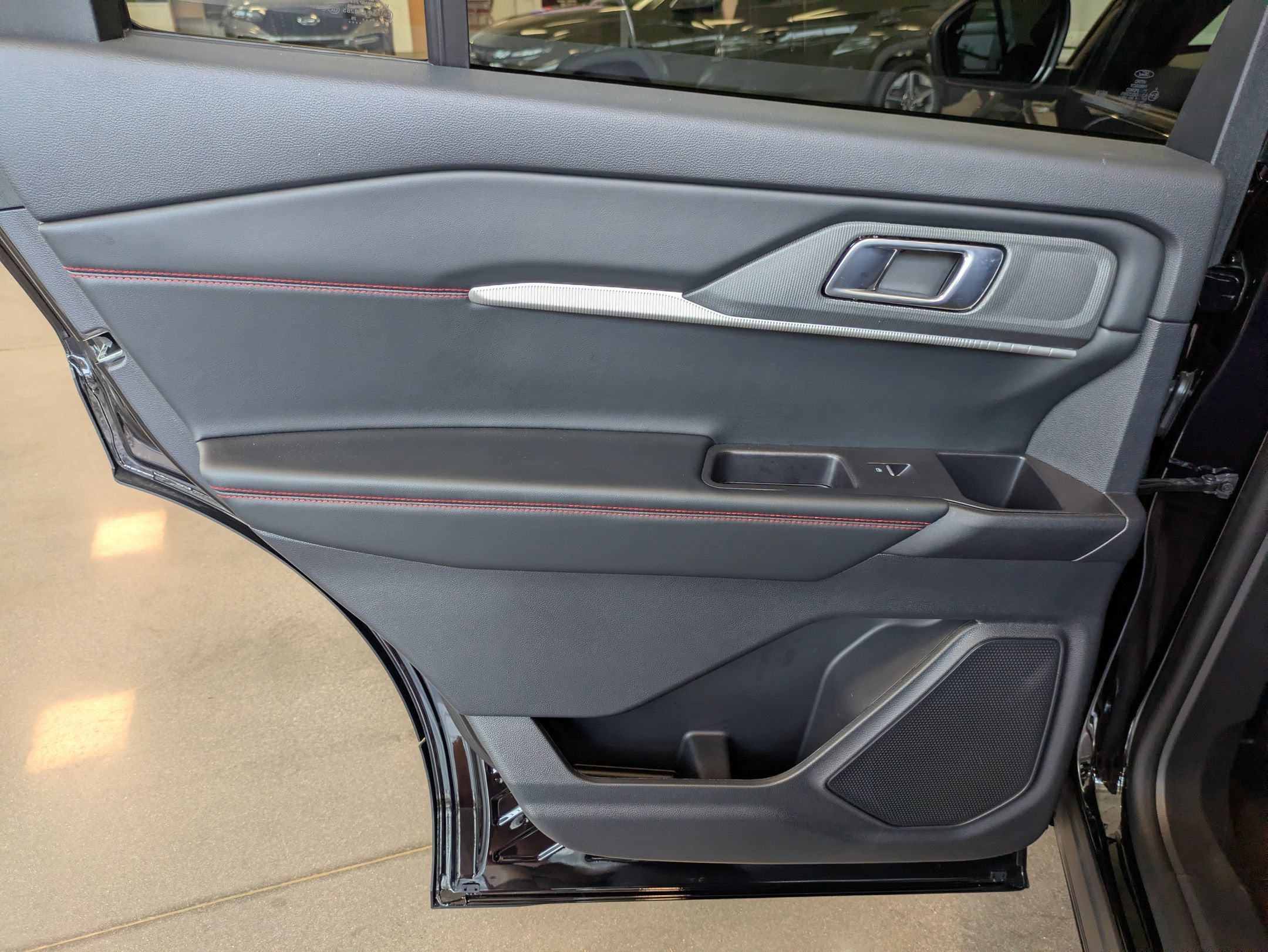 2026 Ford Explorer ST-Line - Crossroads Courtesy Demo