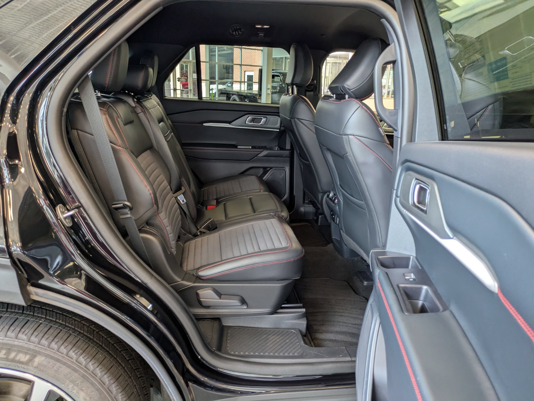 2026 Ford Explorer ST-Line - Crossroads Courtesy Demo