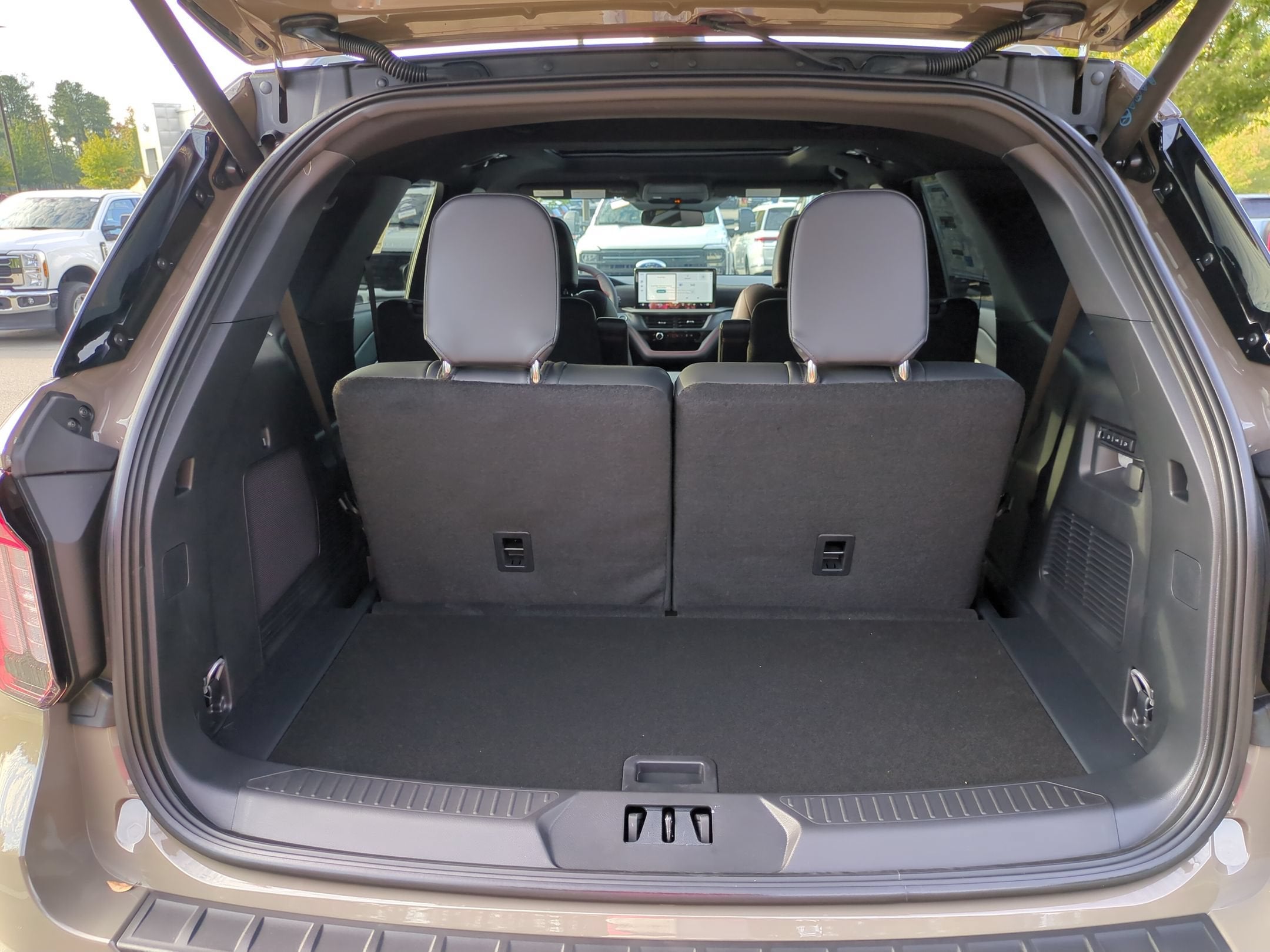 2027 Ford Explorer ST