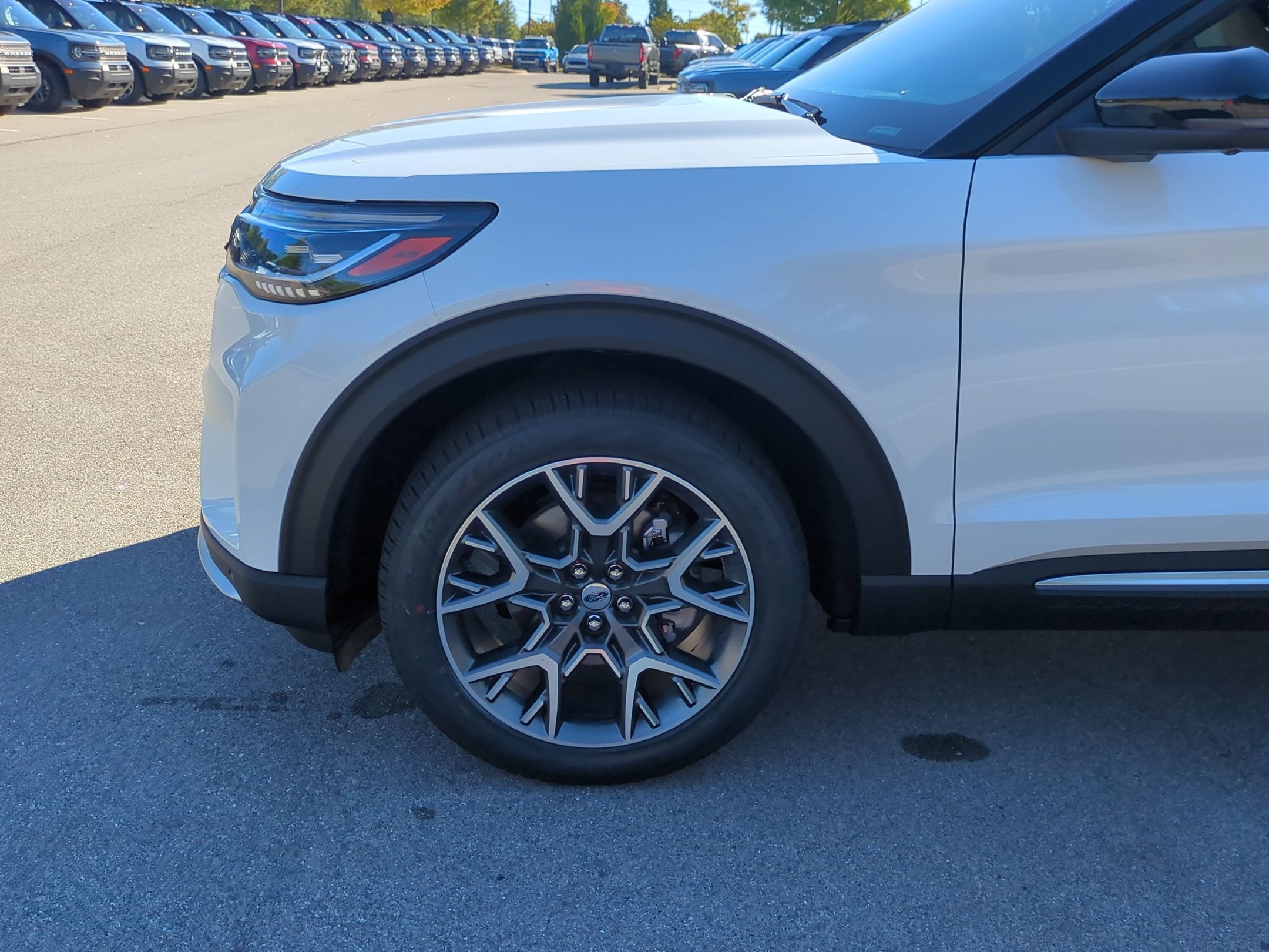 2027 Ford Explorer Platinum