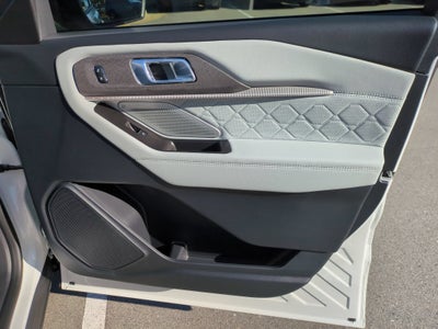 2027 Ford Explorer Platinum