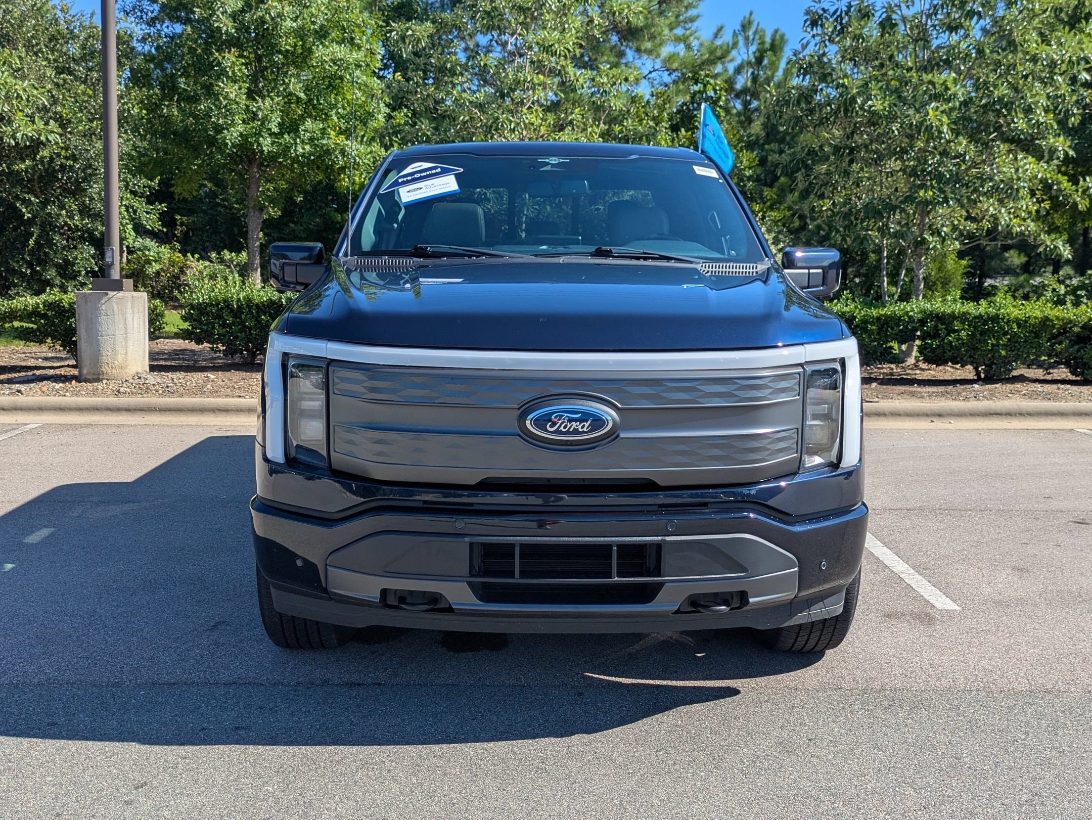 2023 Ford F-150 Lightning LARIAT