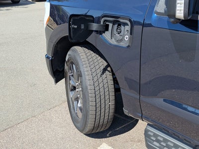 2024 Ford F-150 Lightning Flash