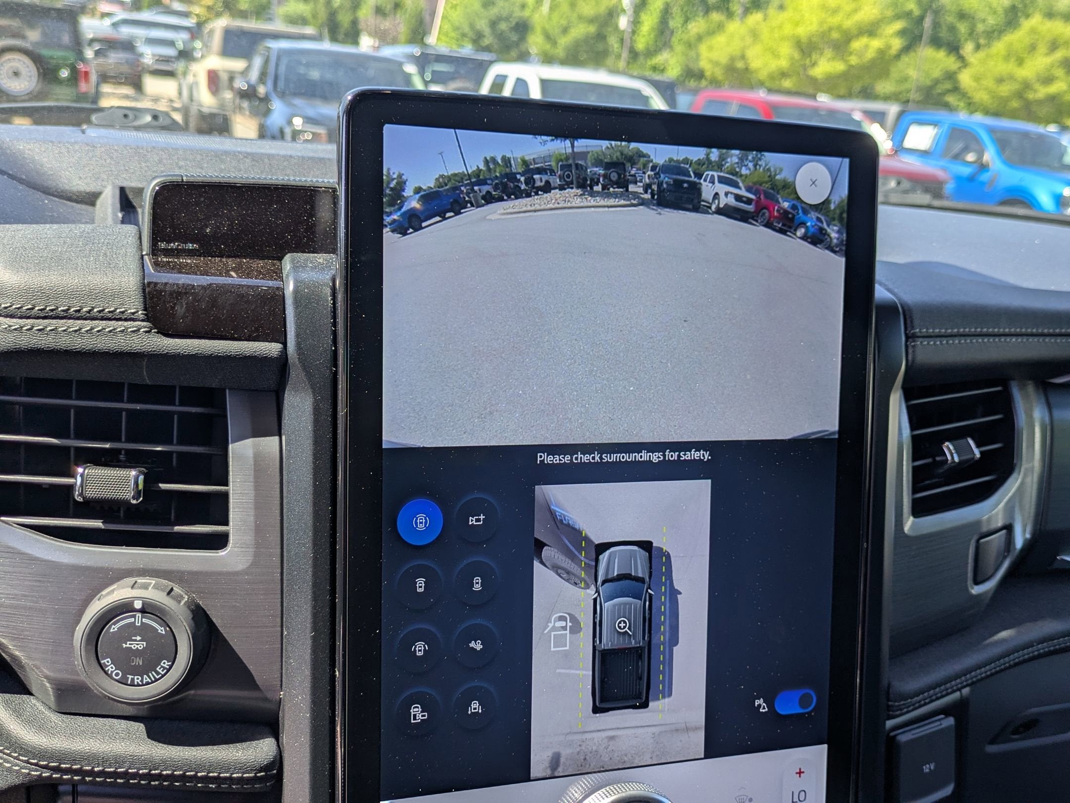 2024 Ford F-150 Lightning Flash