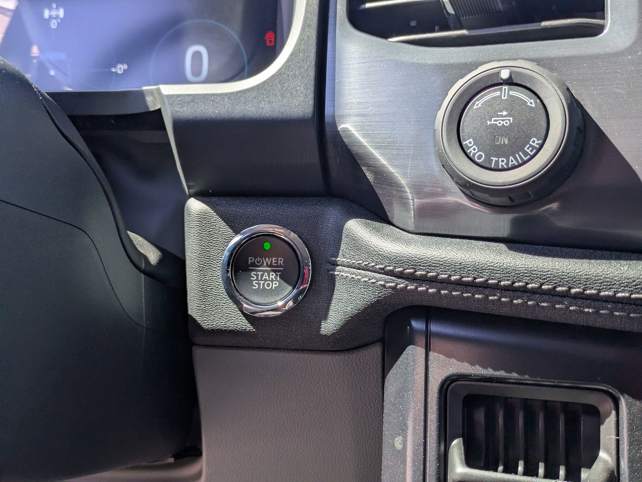 2024 Ford F-150 Lightning Flash