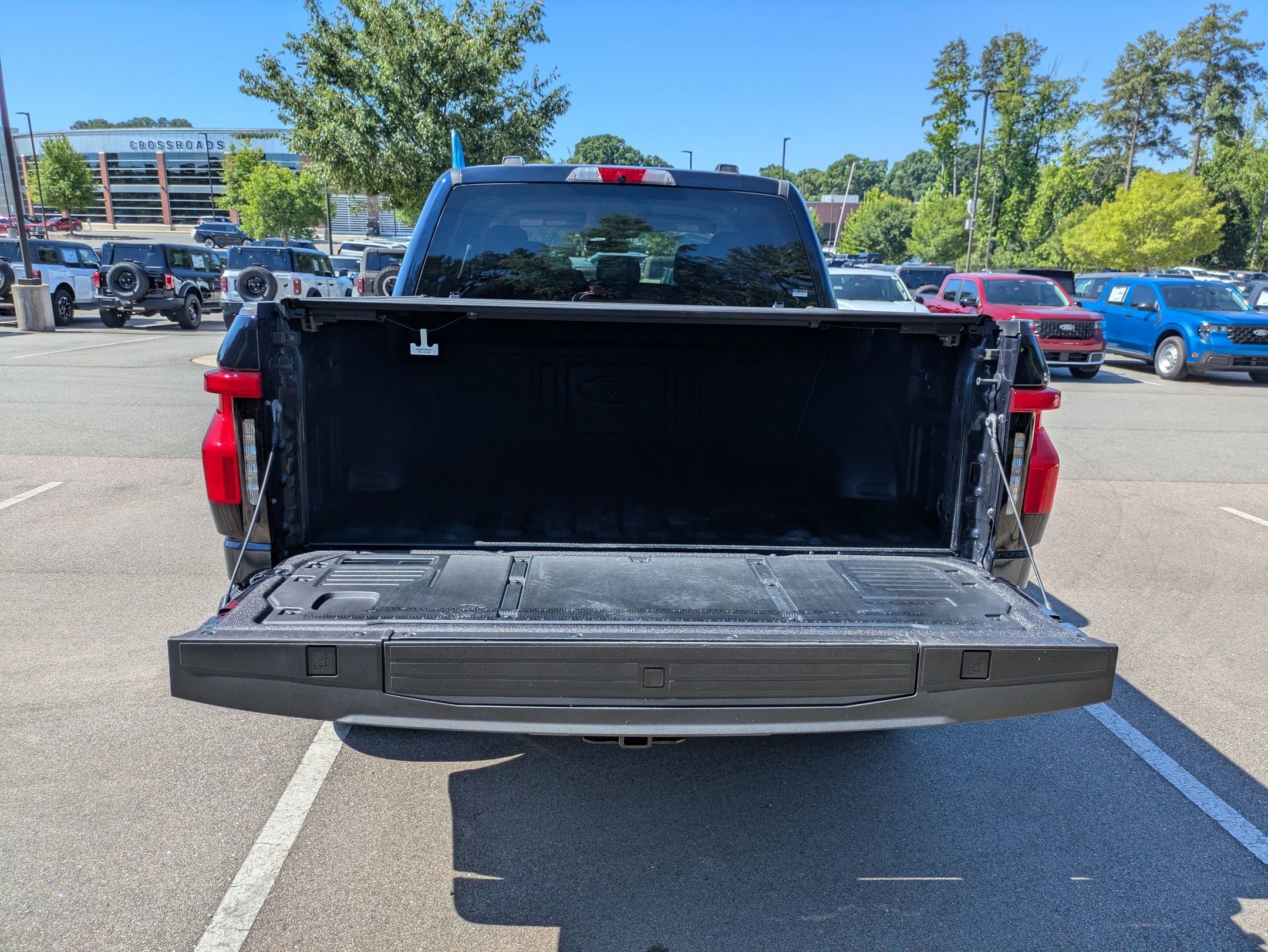 2024 Ford F-150 Lightning Flash