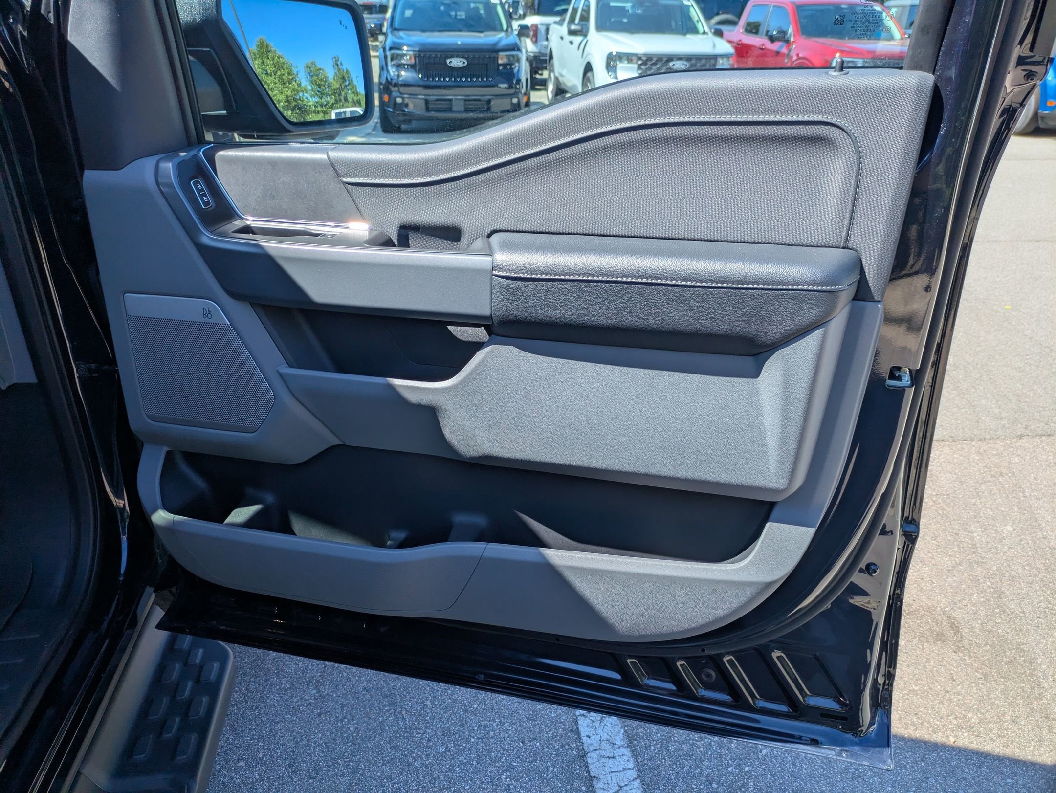 2024 Ford F-150 Lightning Flash