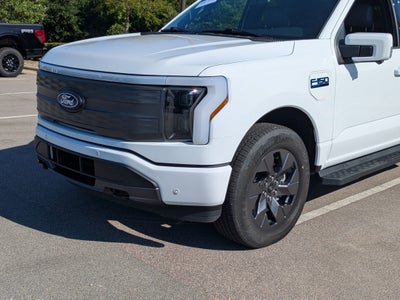 2025 Ford F-150 Lightning LARIAT
