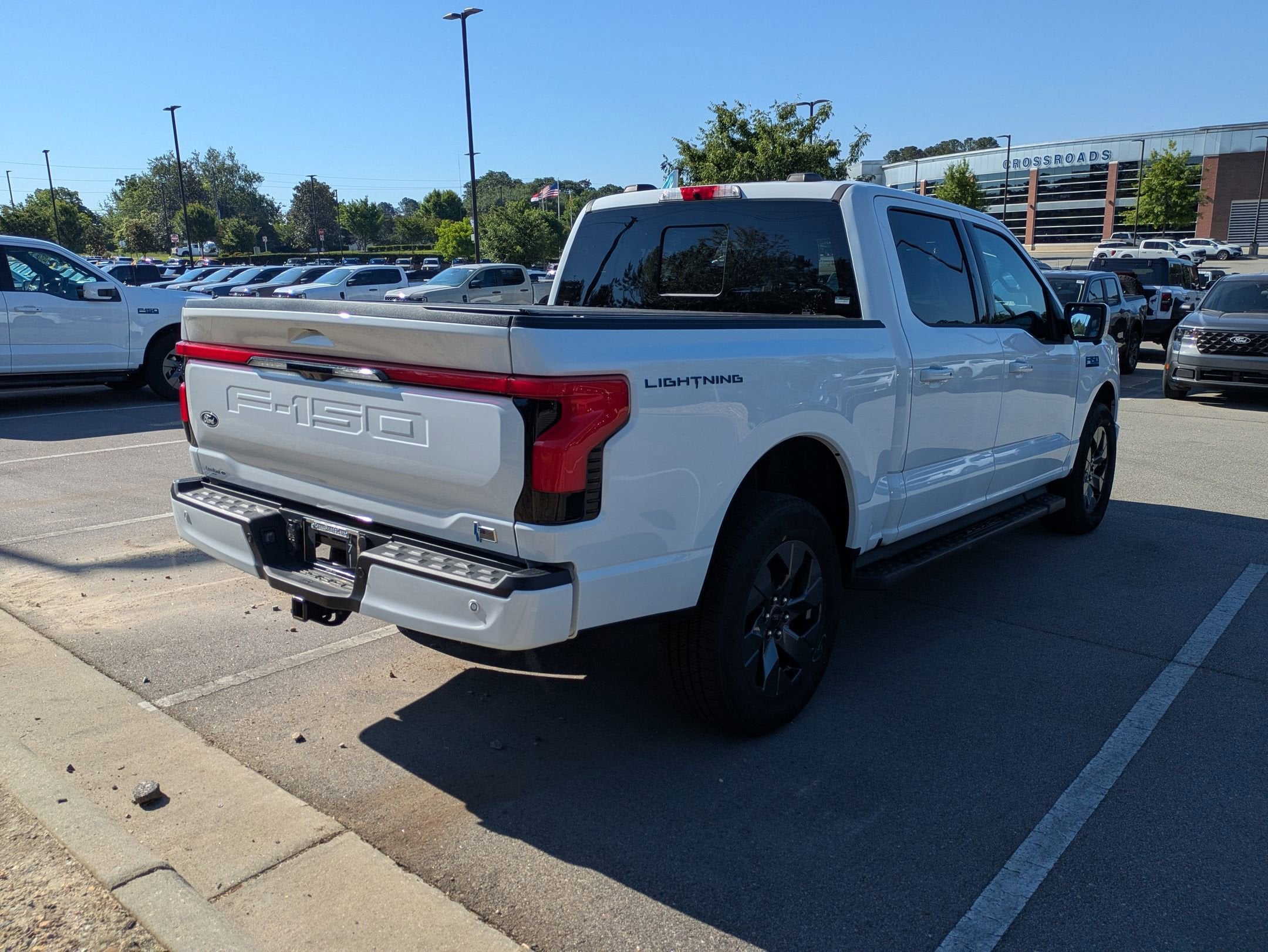 2025 Ford F-150 Lightning LARIAT