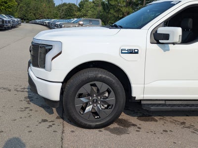 2025 Ford F-150 Lightning LARIAT