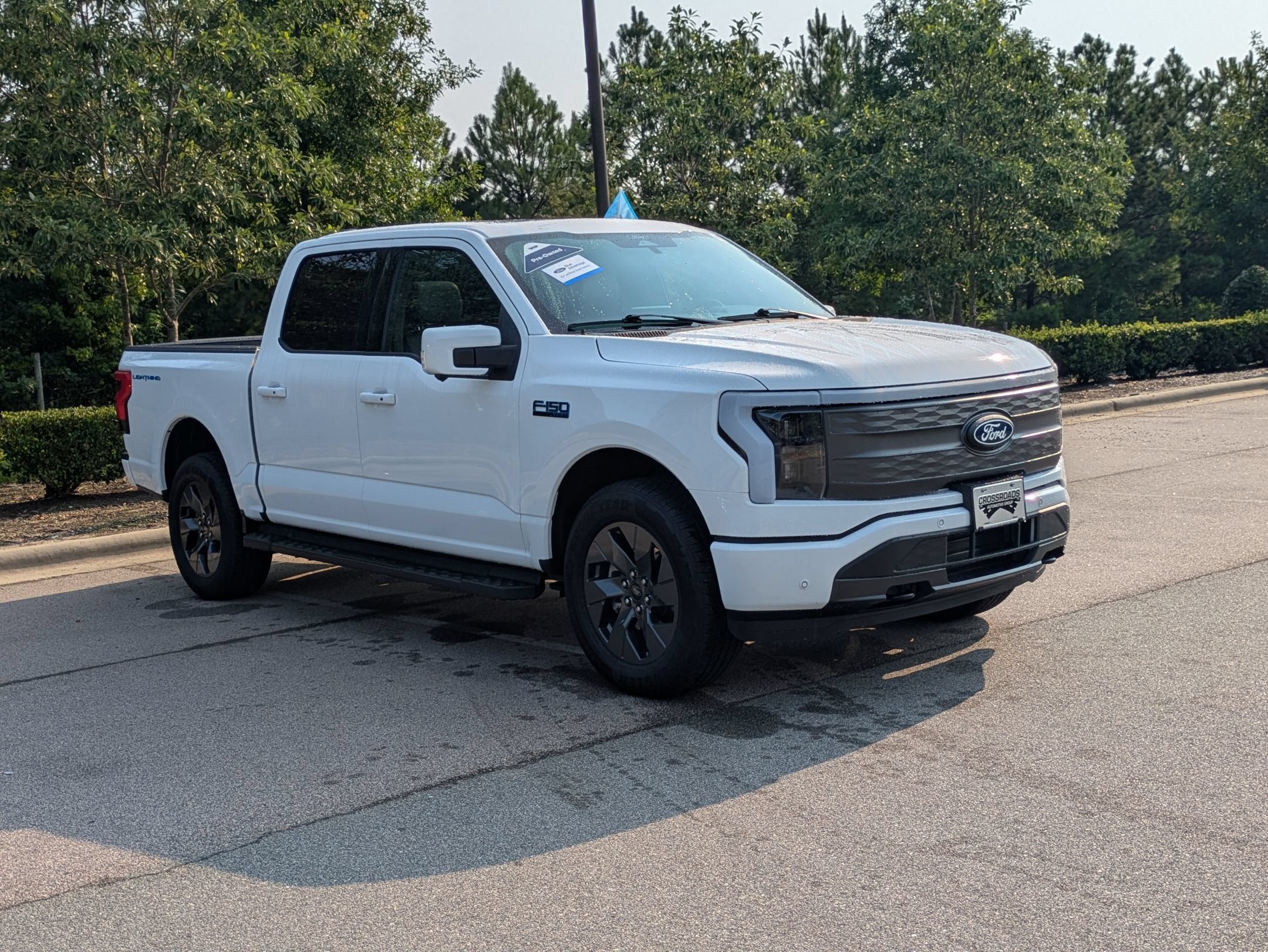 2025 Ford F-150 Lightning LARIAT