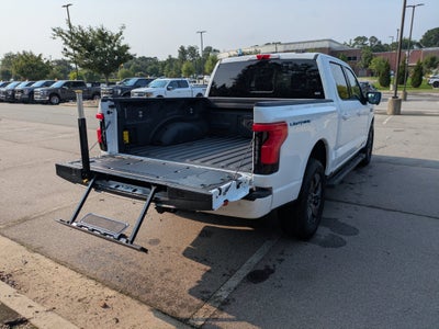 2025 Ford F-150 Lightning LARIAT