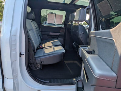 2025 Ford F-150 Lightning LARIAT