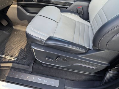2025 Ford F-150 Lightning Platinum