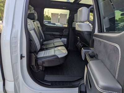 2025 Ford F-150 Lightning Platinum